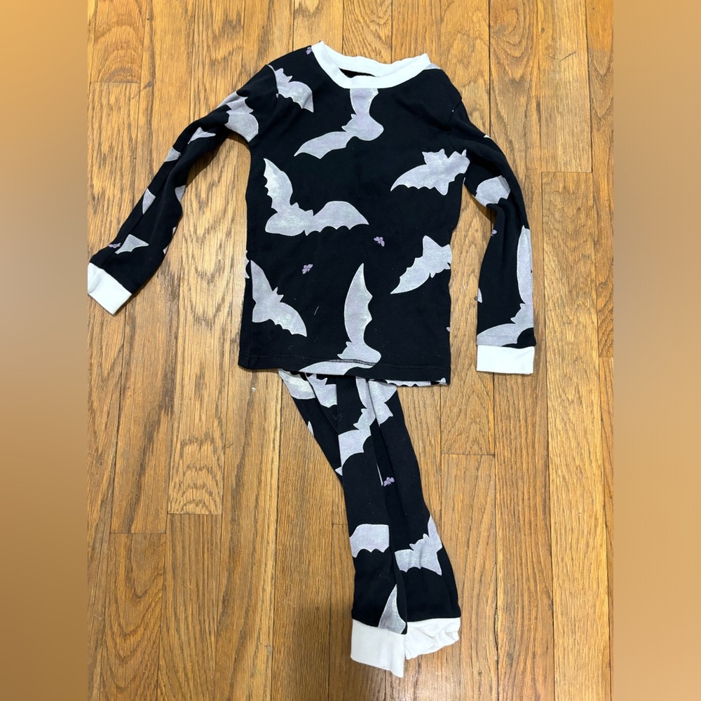 Burt’s Bees size 3T bat pajamas
